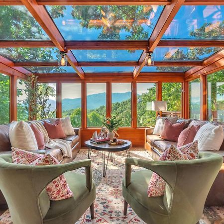 Family Chalet With Sauna, Hottub, Heavenly Views! Mins To Downtown! Gatlinburg Dış mekan fotoğraf