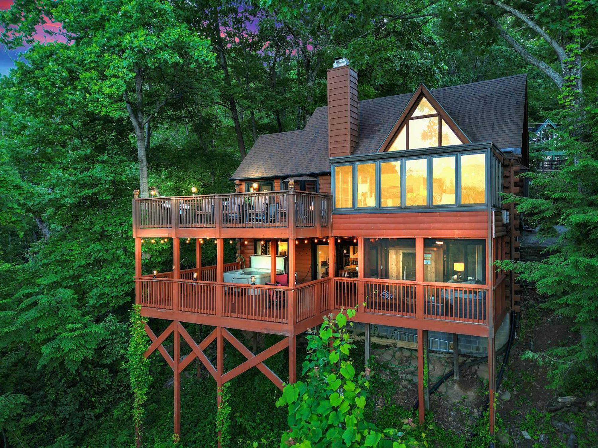 Family Chalet With Sauna, Hottub, Heavenly Views! Mins To Downtown! Gatlinburg Dış mekan fotoğraf