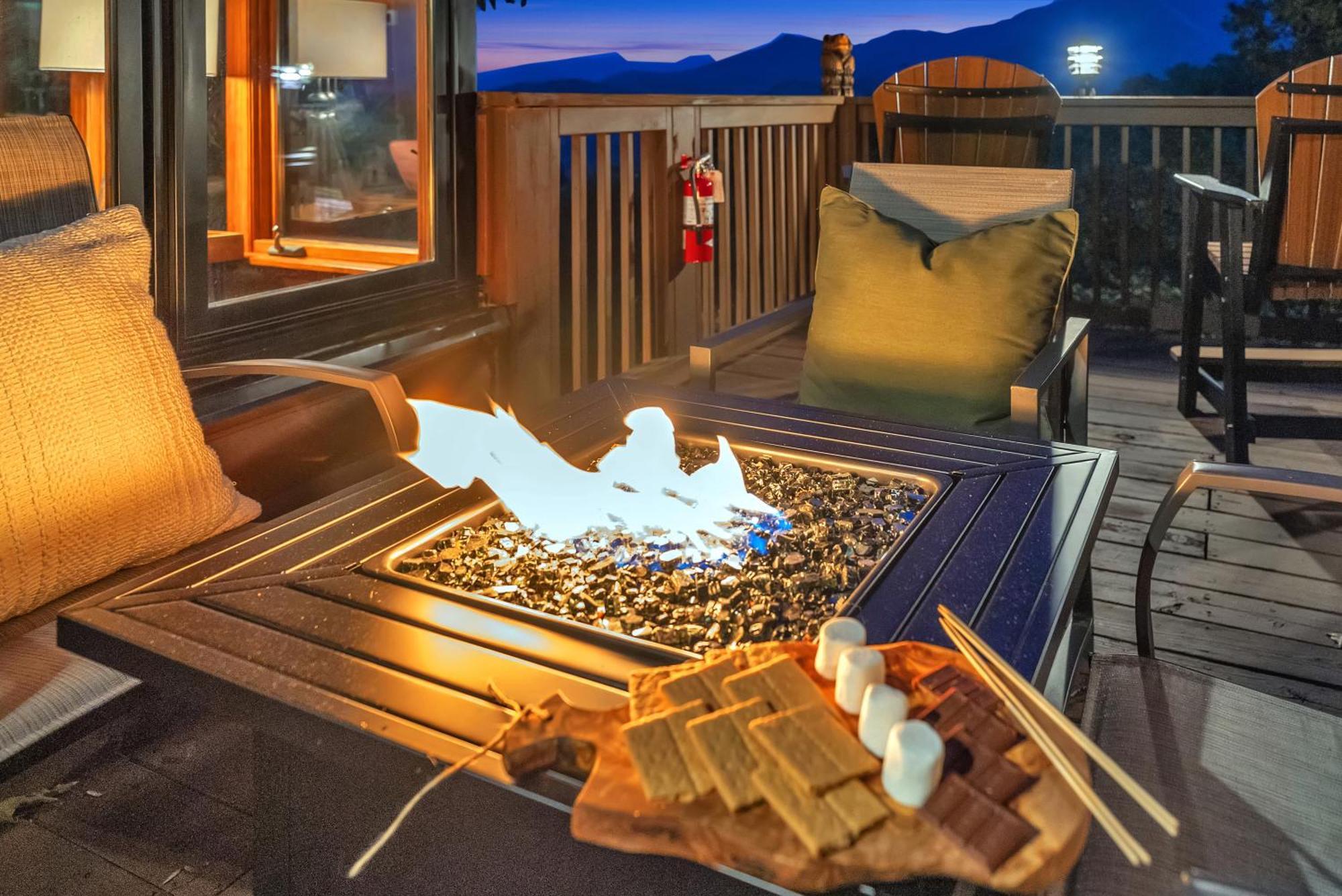 Family Chalet With Sauna, Hottub, Heavenly Views! Mins To Downtown! Gatlinburg Dış mekan fotoğraf