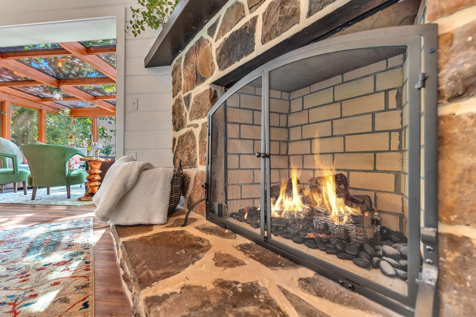 Family Chalet With Sauna, Hottub, Heavenly Views! Mins To Downtown! Gatlinburg Dış mekan fotoğraf