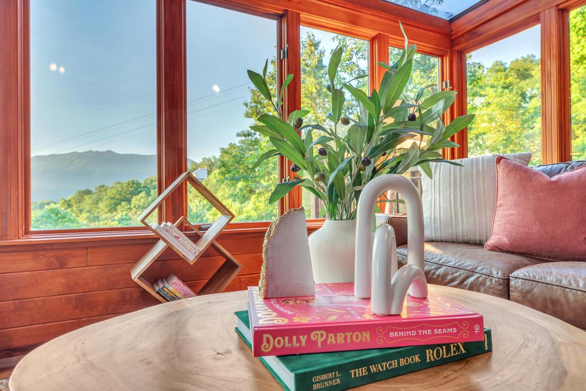Family Chalet With Sauna, Hottub, Heavenly Views! Mins To Downtown! Gatlinburg Dış mekan fotoğraf